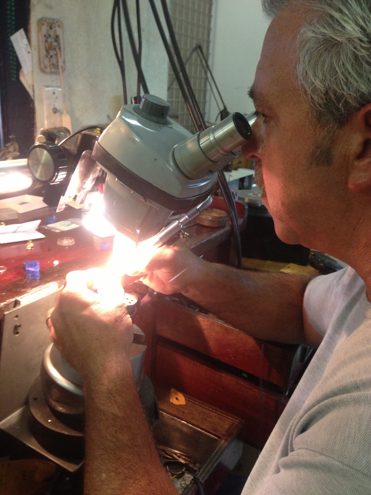 Giuseppe Chillico creating jewelry