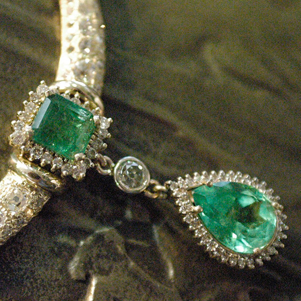 A beautiful emerald pendant handmade by Giuseppe